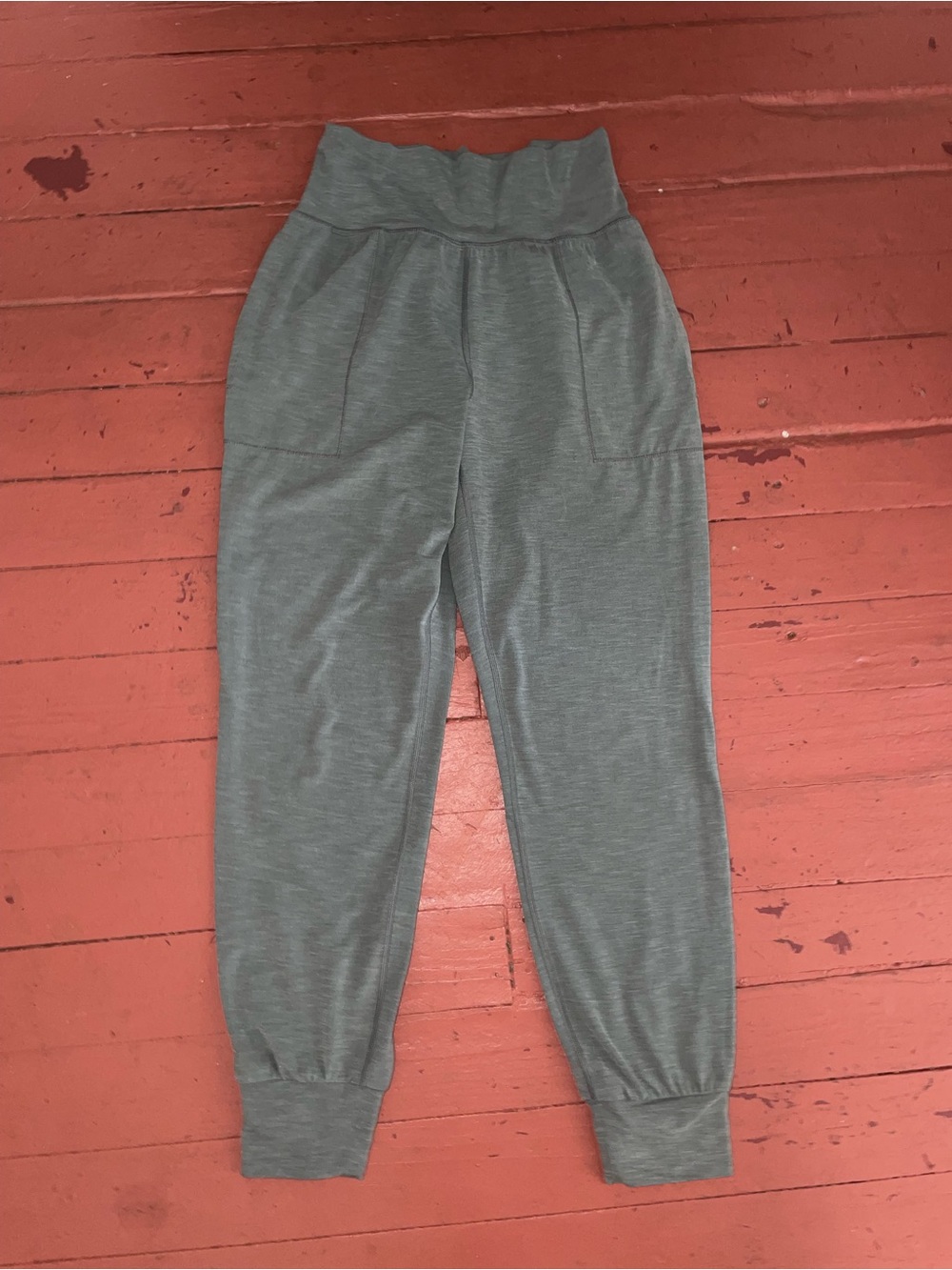 Athleta womens High-Waist Heathered Green Jogger Pants